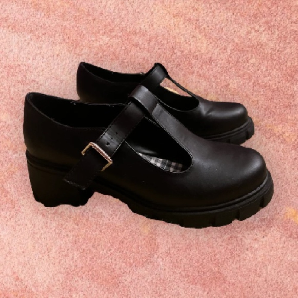 Mary Jane Shoes